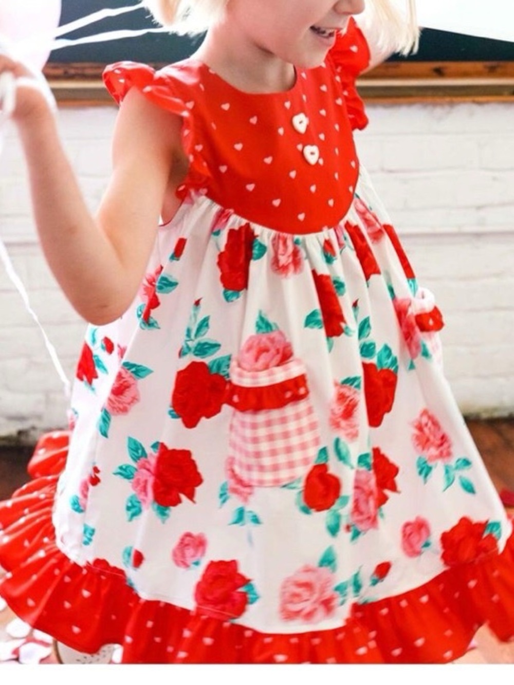 Eleanor Rose dress hearts and roses floral print dress size 8-10